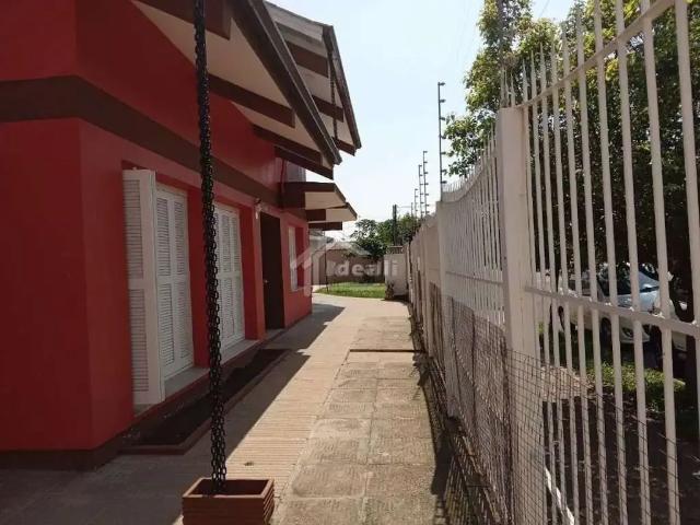 Casa / Sobrado para Venda em Sapucaia do Sul/RS Piratini 3 Quartos