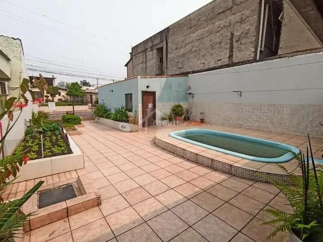 Casa / Sobrado para Venda em Sapucaia do Sul/RS Piratini 3 Quartos