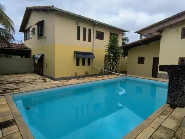 Casa / Sobrado para Venda em Saquarema/RJ Boqueirão 4 Quartos