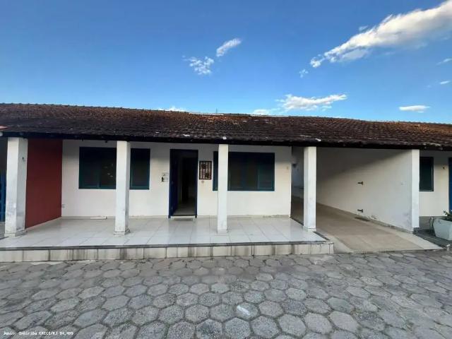 Casa / Sobrado para Venda em Saquarema/RJ Itaúna 2 Quartos