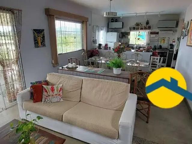 Casa / Sobrado para Venda em Saquarema/RJ Itaúna 4 Quartos