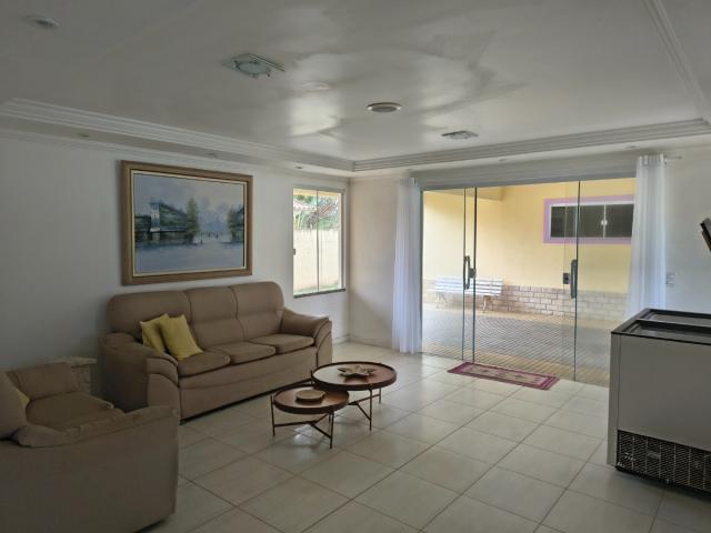 Casa / Sobrado para Venda em Saquarema/RJ Itaúna 5 Quartos