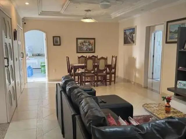 Casa / Sobrado para Venda em Saquarema/RJ Itaúna 6 Quartos