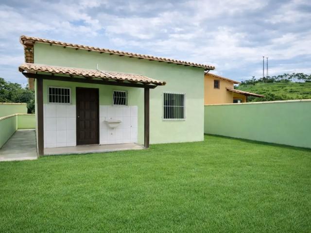 Casa / Sobrado para Venda em Saquarema/RJ Madressilva Bacaxá 2 Quartos