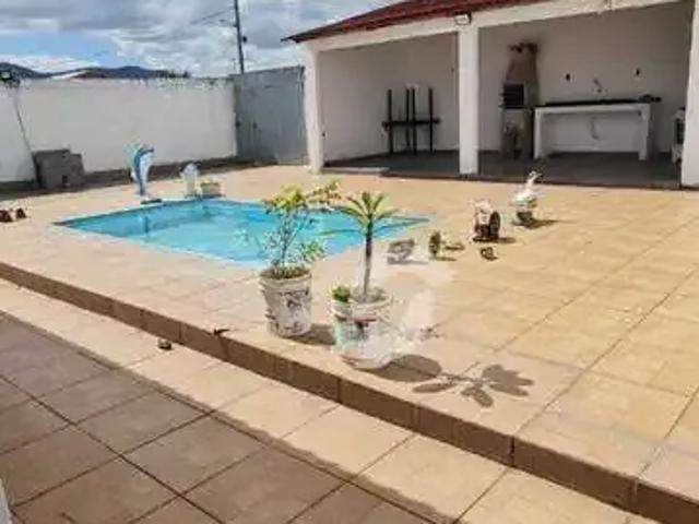 Casa / Sobrado para Venda em Saquarema/RJ Sampaio Correia Sampaio Correia 5 Quartos