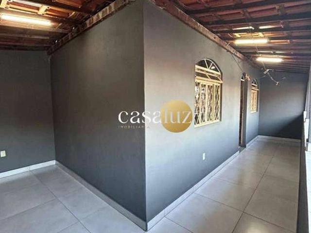 Casa / Sobrado para Venda em Sarzedo/MG Centro 4 Quartos