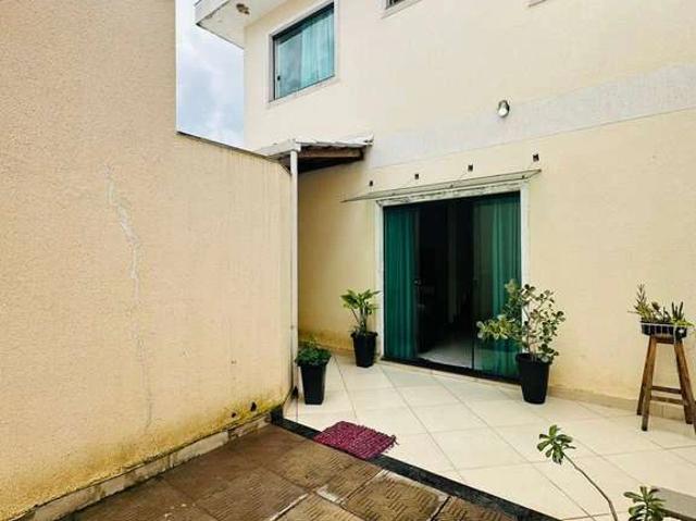 Casa / Sobrado para Venda em Sarzedo/MG Masterville 3 Quartos