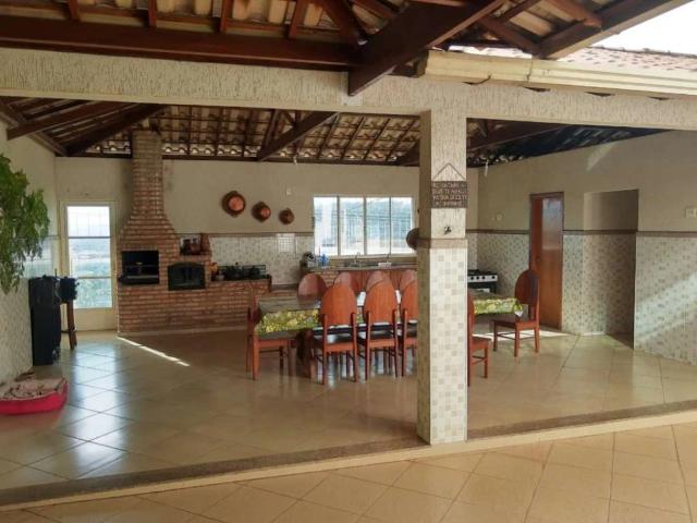 Casa / Sobrado para Venda em Sarzedo/MG Masterville 5 Quartos