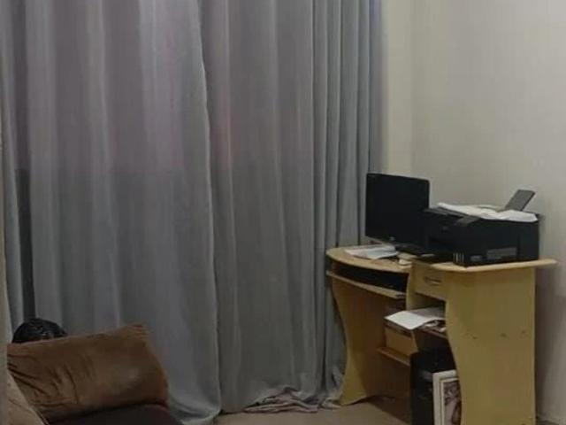 Casa / Sobrado para Venda em Sarandi/PR Conjunto Floresta 4 Quartos