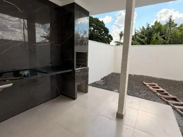 Casa / Sobrado para Venda em Sarandi/PR Jardim Nova Independência 3 Quartos