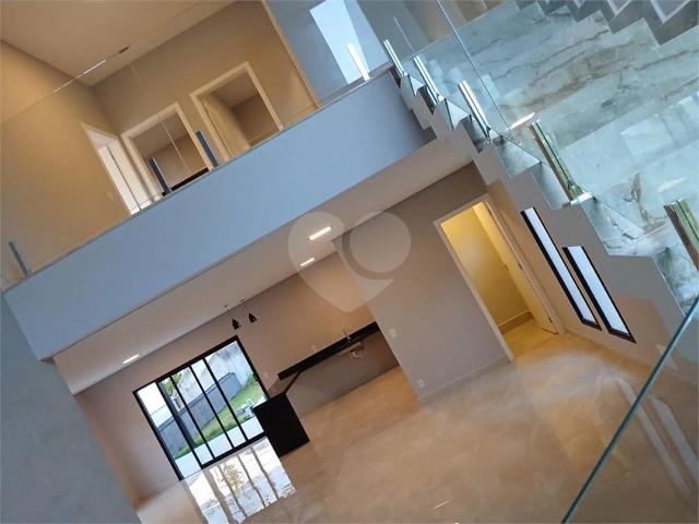Casa / Sobrado para Venda em Sarandi/PR Jardim Centro Civico 3 Quartos