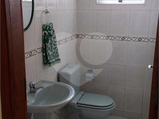 Casa / Sobrado para Venda em Sarandi/PR Jardim Centro Civico 4 Quartos