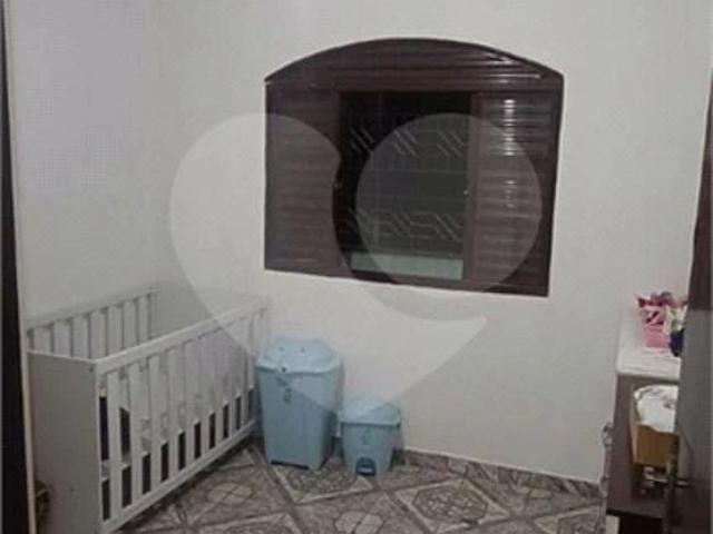 Casa / Sobrado para Venda em Sarandi/PR Jardim Centro Civico 5 Quartos