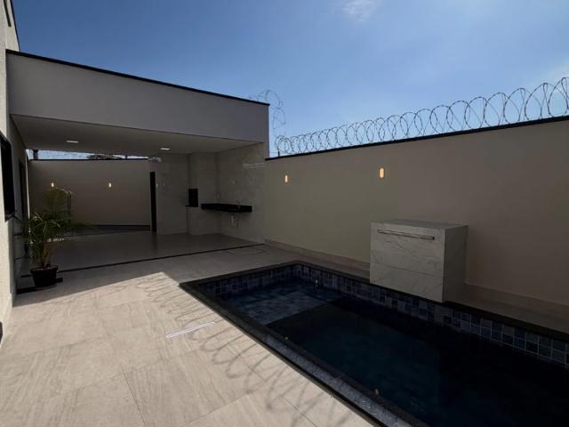 Casa / Sobrado para Venda em Senador Canedo/GO Das Indústrias 3 Quartos