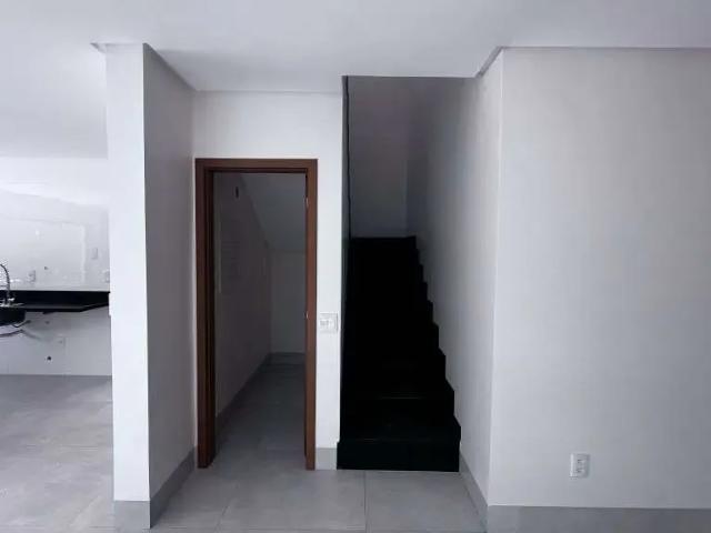 Casa / Sobrado para Venda em Senador Canedo/GO Jardins Barcelona 4 Quartos