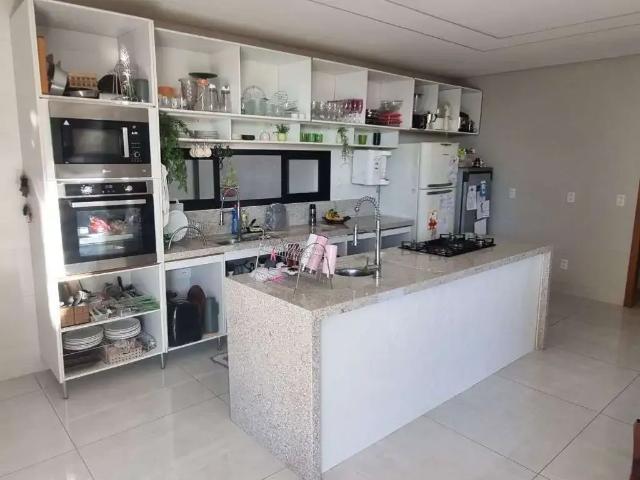 Casa / Sobrado para Venda em Senador Canedo/GO Jardins Barcelona 4 Quartos
