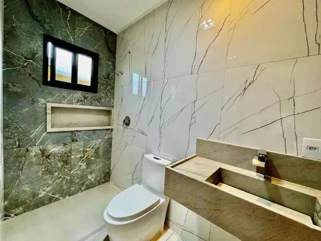 Casa / Sobrado para Venda em Senador Canedo/GO Jardins Nápoles 3 Quartos