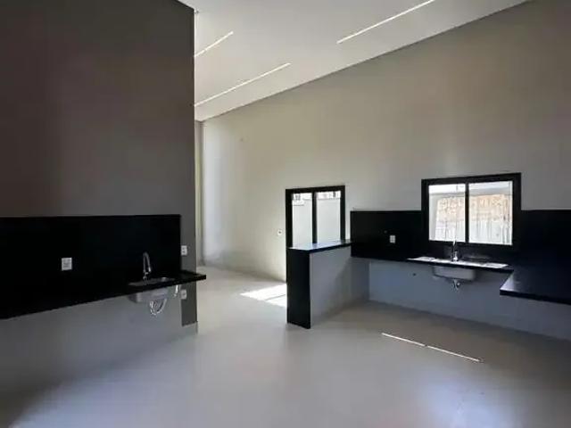 Casa / Sobrado para Venda em Senador Canedo/GO Jardins Parma 3 Quartos