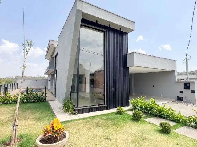 Casa / Sobrado para Venda em Senador Canedo/GO Parque Residencial Morumbi 4 Quartos