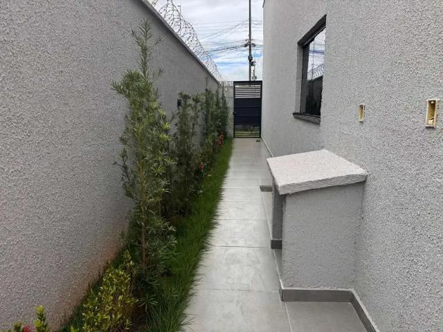 Casa / Sobrado para Venda em Senador Canedo/GO Residencial Morada do Bosque 3 Quartos