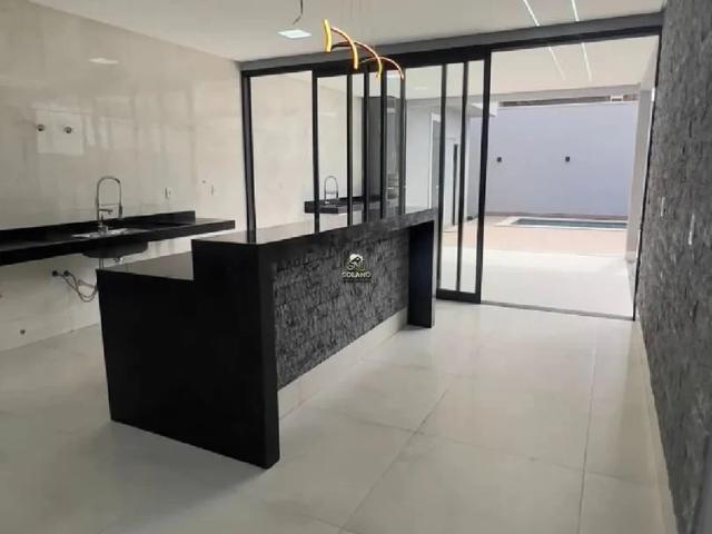 Casa / Sobrado para Venda em Senador Canedo/GO Residencial Condomínio Jardim Veneza 3 Quartos