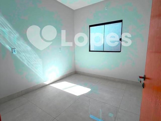 Casa / Sobrado para Venda em Senador Canedo/GO Residencial Flor do Ipê I 3 Quartos