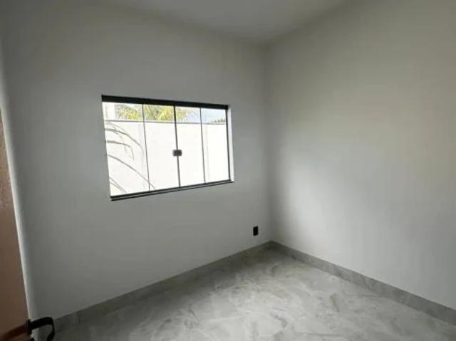 Casa / Sobrado para Venda em Senador Canedo/GO Residencial Flor do Ipê I 3 Quartos