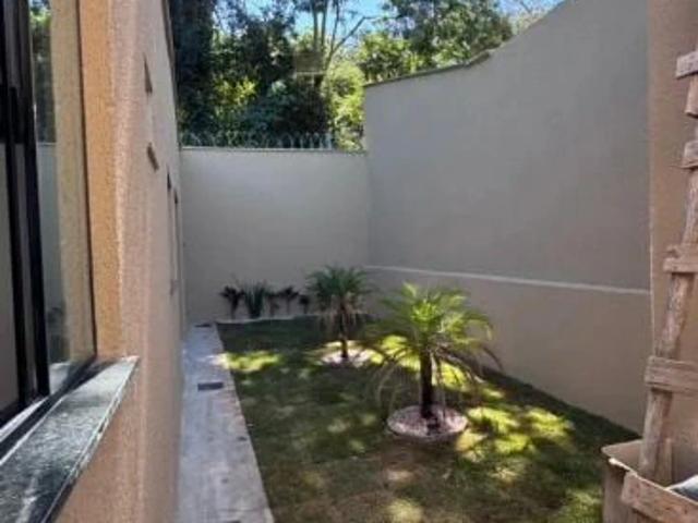 Casa / Sobrado para Venda em Senador Canedo/GO Residencial Parque das Flores 3 Quartos