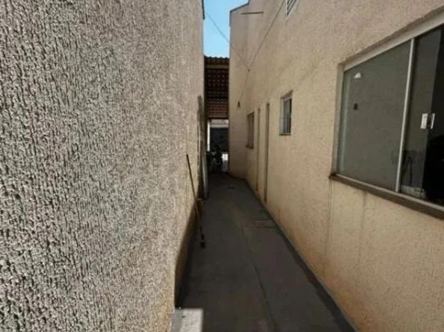 Casa / Sobrado para Venda em Senador Canedo/GO Residencial Ravena 2 Quartos
