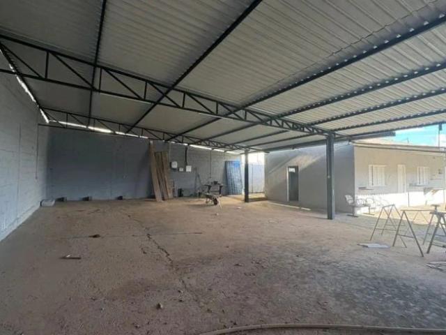Casa / Sobrado para Venda em Senador Canedo/GO Residencial Santa Edwiges 3 Quartos