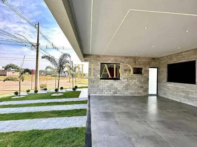 Casa / Sobrado para Venda em Senador Canedo/GO Terras Alpha Residencial 1 4 Quartos