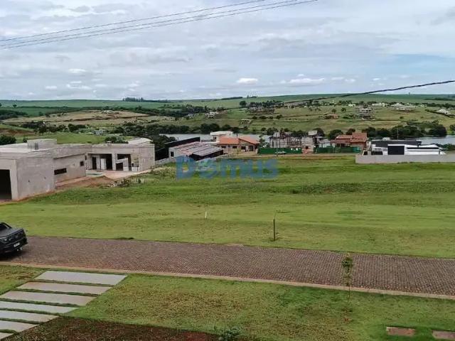 Casa / Sobrado para Venda em Sertanópolis/PR Ecovillas do Lago 4 Quartos