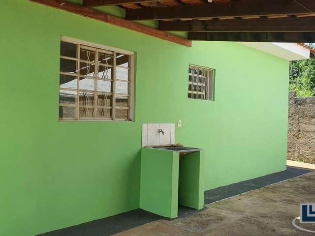 Casa / Sobrado para Venda em Serra Azul/SP Centro 3 Quartos
