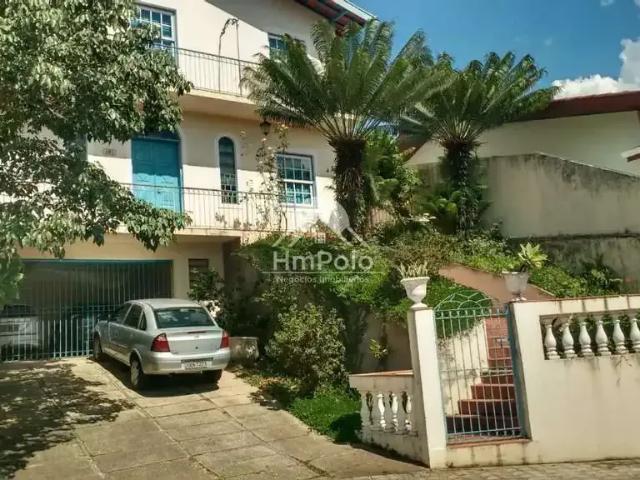 Casa / Sobrado para Venda em Serra Negra/SP Centro 5 Quartos