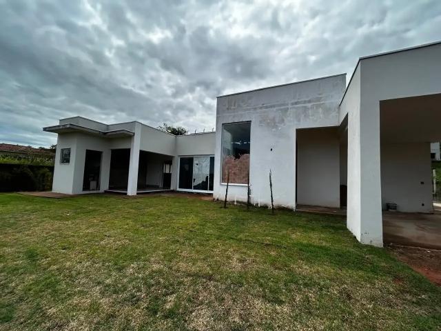 Casa / Sobrado para Venda em Serra Negra/SP Jardim Parque da Palmeiras 4 Quartos