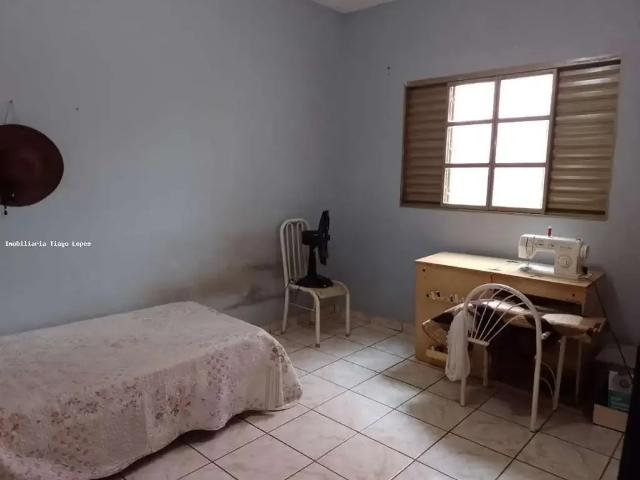 Casa / Sobrado para Venda em Serrana/SP Centro 3 Quartos
