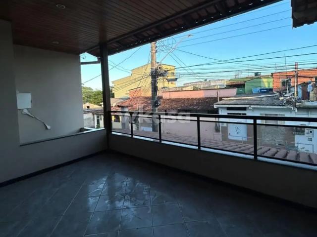 Casa / Sobrado para Venda em Serra/ES Barcelona 4 Quartos