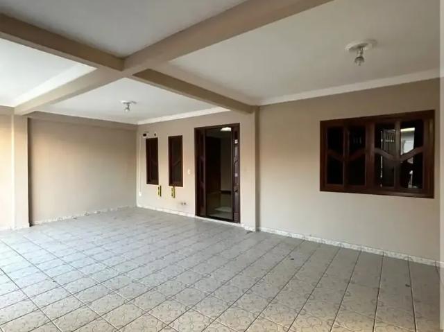 Casa / Sobrado para Venda em Serra/ES Barcelona 3 Quartos
