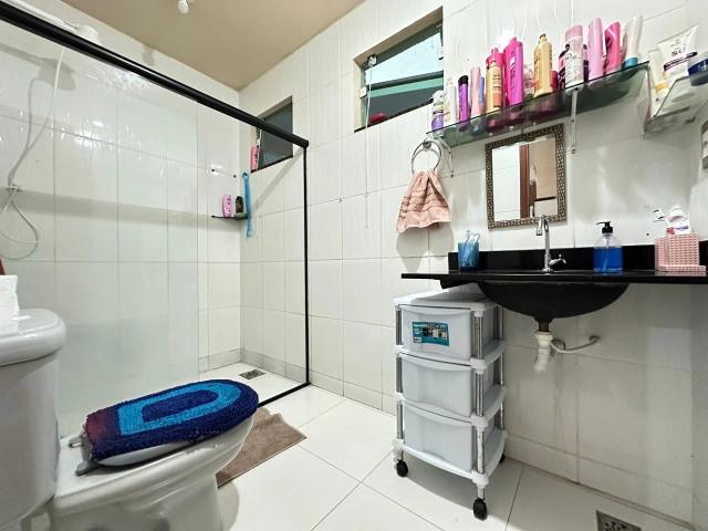 Casa / Sobrado para Venda em Serra/ES Barcelona 3 Quartos