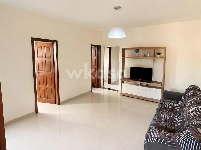 Casa / Sobrado para Venda em Serra/ES Castelândia 4 Quartos