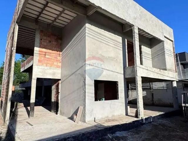 Casa / Sobrado para Venda em Serra/ES Carapina Grande 4 Quartos