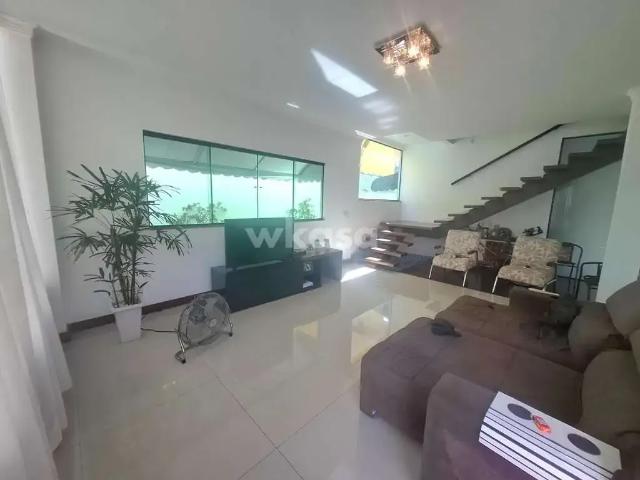 Casa / Sobrado para Venda em Serra/ES Colina de Laranjeiras 3 Quartos
