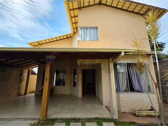 Casa / Sobrado para Venda em Serra/ES Costa Bela 3 Quartos