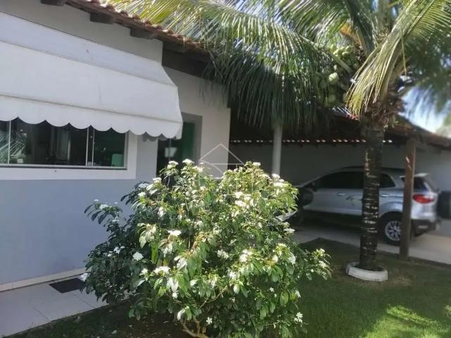 Casa / Sobrado para Venda em Serra/ES Enseada de Jacaraípe 4 Quartos