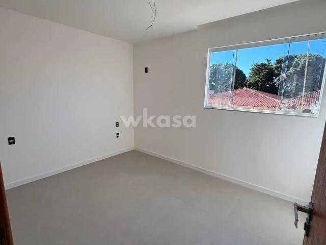 Casa / Sobrado para Venda em Serra/ES Estância Monazítica 3 Quartos