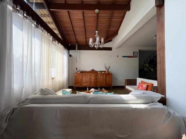 Casa / Sobrado para Venda em Serra/ES Estância Monazítica 4 Quartos