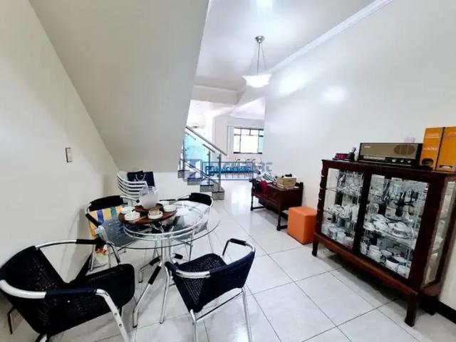 Casa / Sobrado para Venda em Serra/ES Hélio Ferraz 4 Quartos