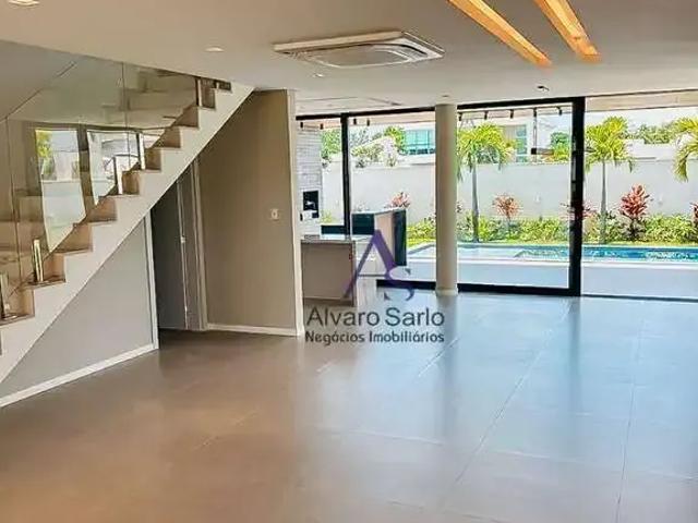 Casa / Sobrado para Venda em Serra/ES Jacuhy 4 Quartos
