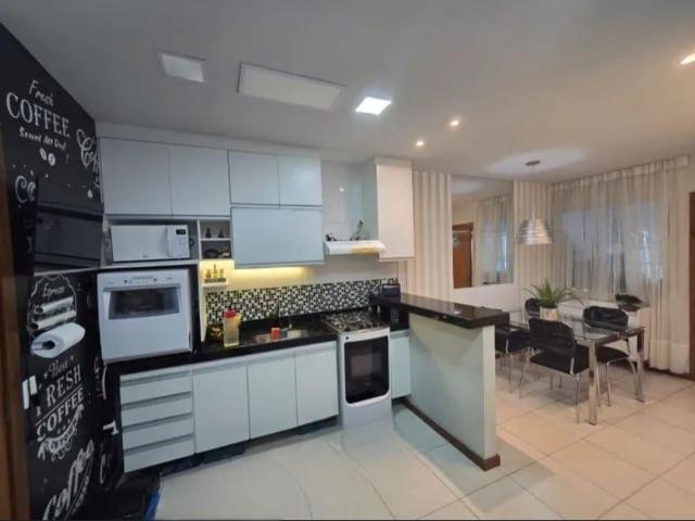 Casa / Sobrado para Venda em Serra/ES São Francisco 3 Quartos