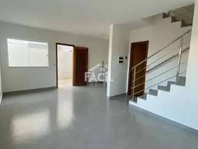 Casa / Sobrado para Venda em Serra/ES São Francisco 2 Quartos